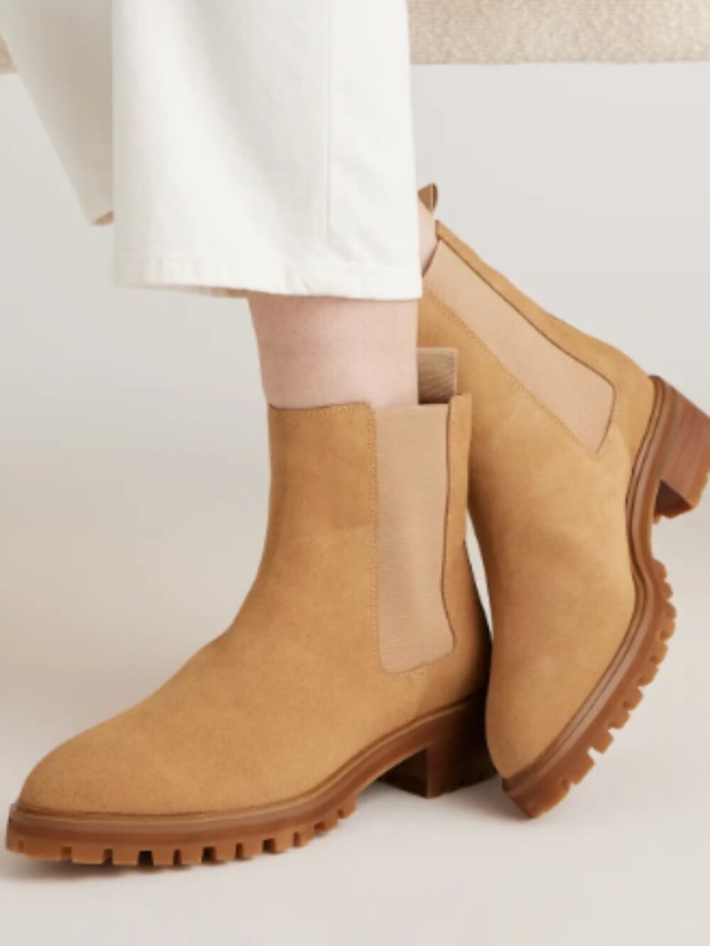 Quince Suede Chelsea Boots Tan NWOT Size 8